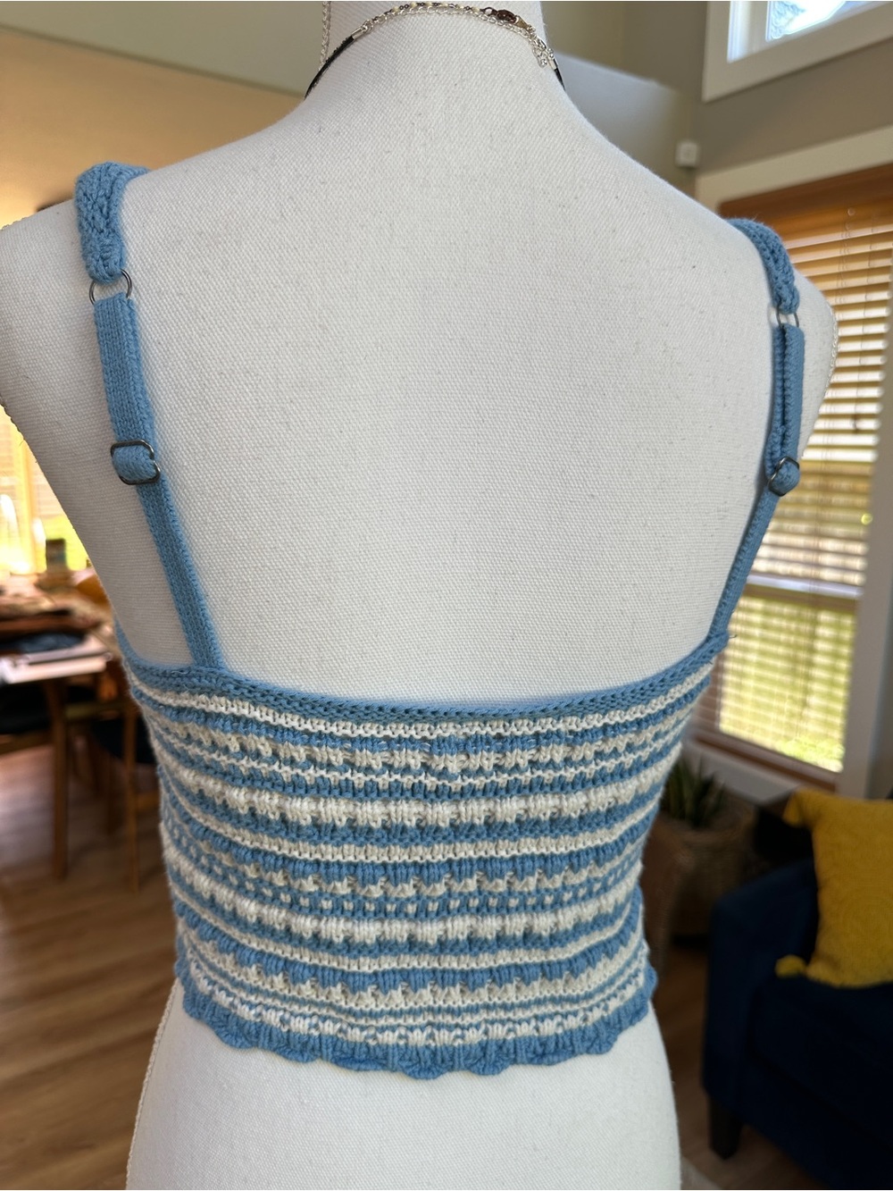 Hollister boho cropped cotton crochet deep v neck striped blue and white top - Picture 2 of 8